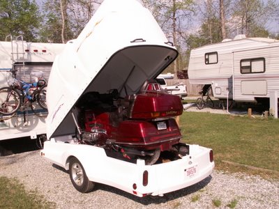 Light Motorcycle Trailer on Am Looking For A Single Bike Enclosed Trailer  I Need A Light Weight