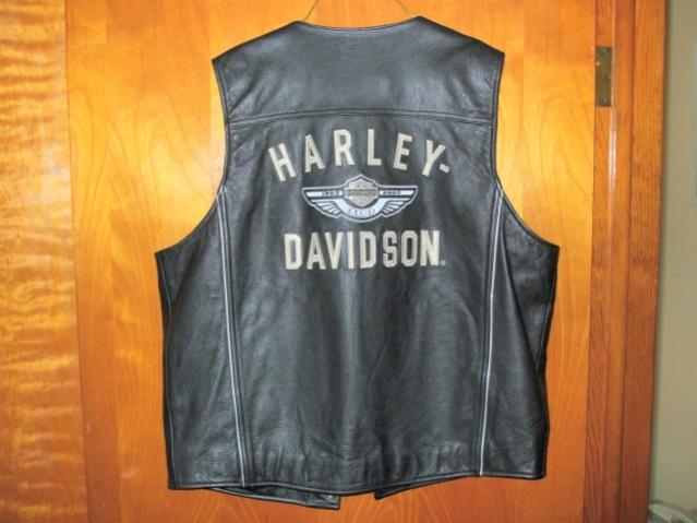  Harley  Davidson  Mens 100th anni Vest  Large Harley  