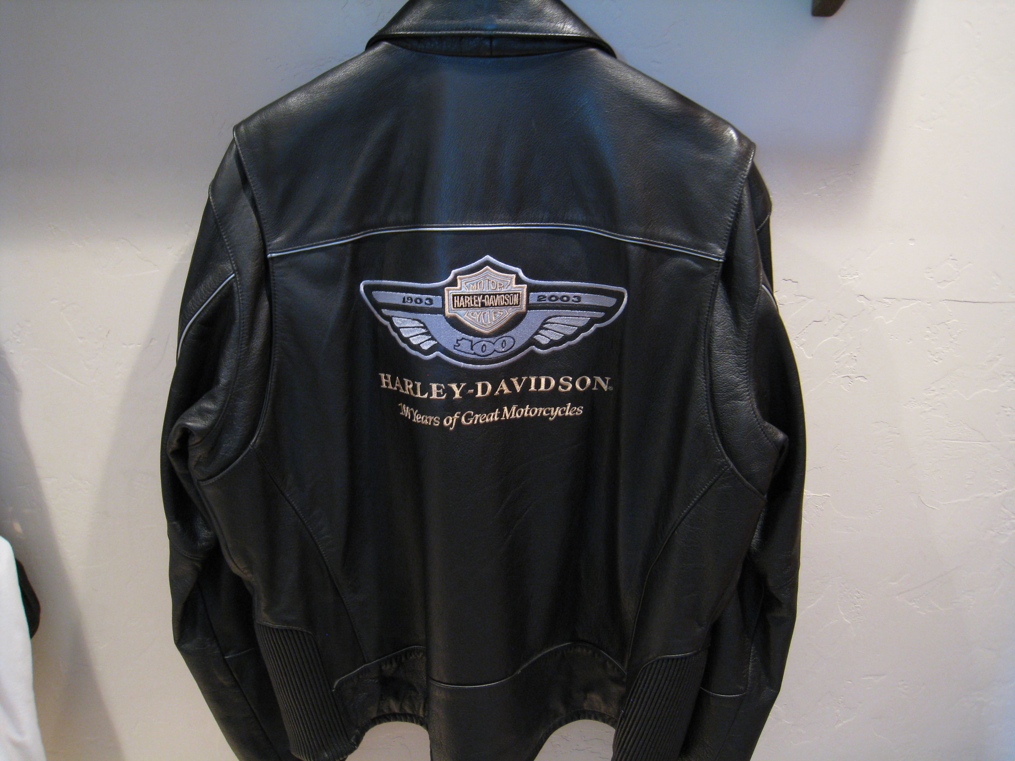 100th Anniversary Leather Jacket XL - Harley Davidson Forums