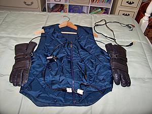 Widder electric vest and elec gloves-100_1544.jpg