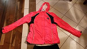 Womens L HD Hi-Vis rain suit never used-20180310_163233.jpg