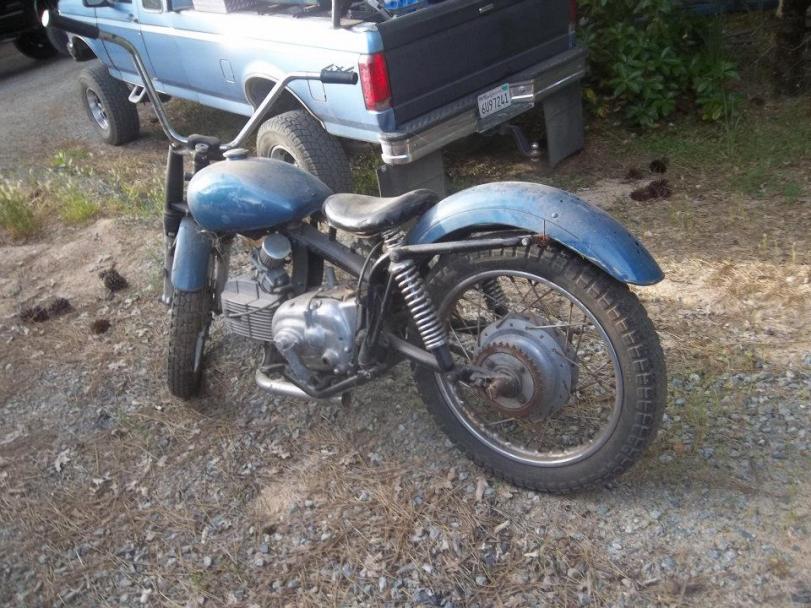 Can anyone help identify this vintage bike? - Harley Davidson Forums