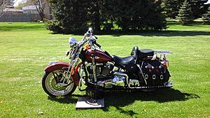 Please post picture of your red Harley.-tank-shift-b.jpg
