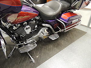 2006 Harley Ultra located in Illinois-dscn2094-1-.jpg