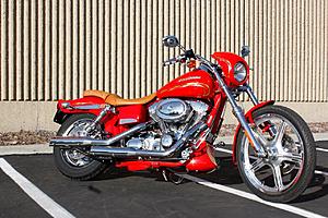 2001 FXDWG2 CVO &quot;Switchblade&quot; only 710 miles-2001-fxdwg2-001.jpg