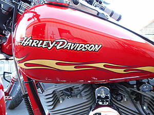 2001 FXDWG2 CVO &quot;Switchblade&quot; only 710 miles-dscn1034.jpg