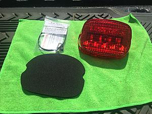 Bal-1 led tail light with top window-img_4286.jpg