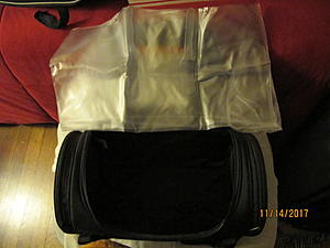 T- bags  motorcycle bag with rain fly-img_1160.jpg