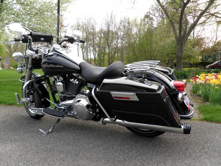 C&C solo and luggage rack? - Harley Davidson Forums