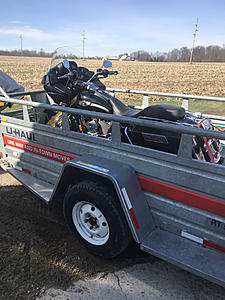 taking touring bike out of truck bed-photo314.jpg