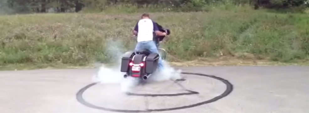 Bagger Shows Off Artistic Talent While Doing a Burnout!