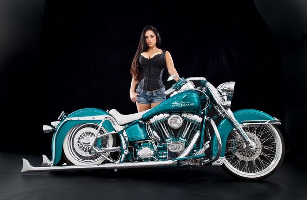Check Out This Lowrider Inspired Harley-Davidson Softail