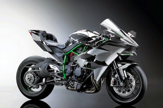 Kawasaki H2R Heading to the Isle of Man TT