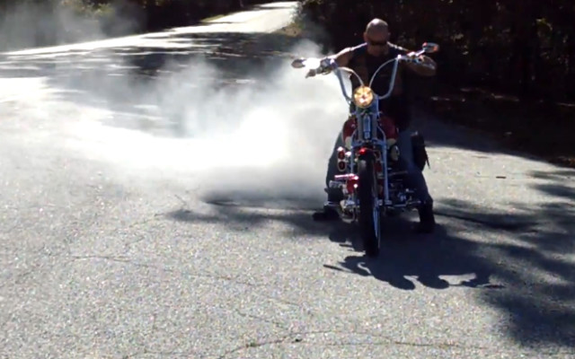 1999 Harley-Davidson Springer Does Tire-Killing Burnout