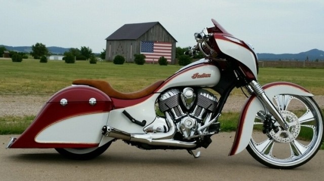 indian-baggers-receive-azzkikr-body-kits-and-radical-exhausts_1