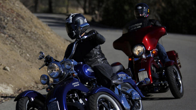 Transform Your Harley-Davidson into a “Reverse Trike” with a Tilting Motor Works Kit
