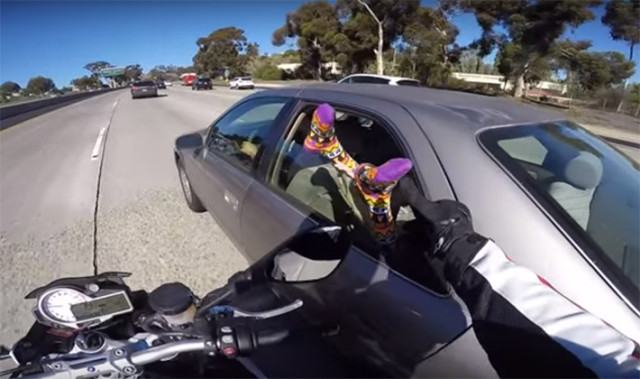 PSA: Don’t Grab Grab Feet While Riding Motorcycles Like This Dude