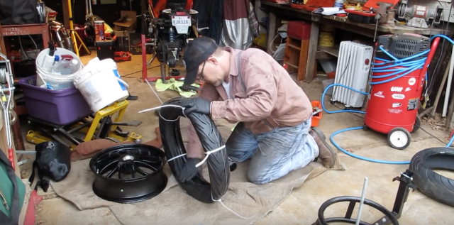 Motorcycle Hack – Mount a Tire with Zip Ties