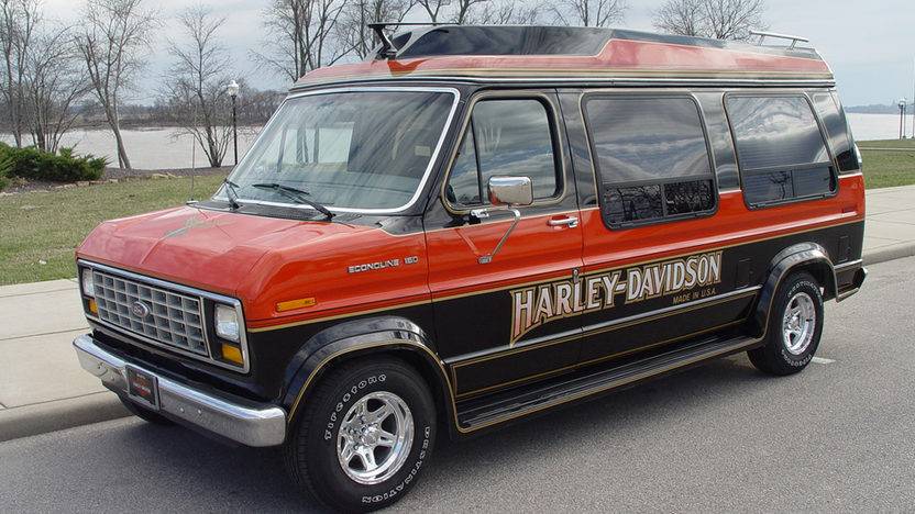 Eighties-Era Harley Econoline Van Is, Like, Totally Awesome!