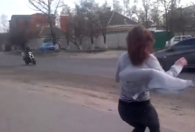 When Bad Twerking Happens to Good Bikers (Video)
