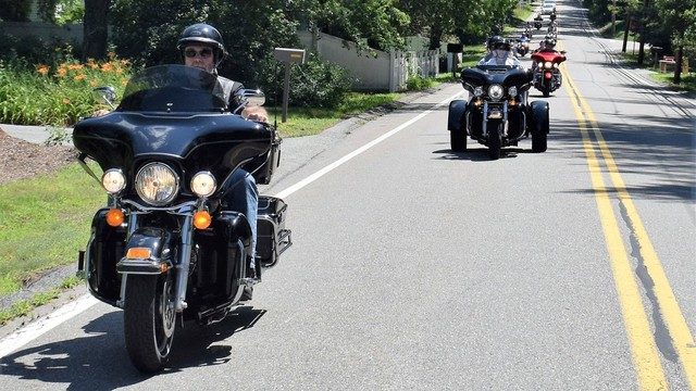 Daily Slideshow: Daughter Takes Dying Dad On One Last Ride