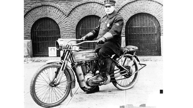 Daily Slideshow: The History of Harley-Davidson Police Motorcycles
