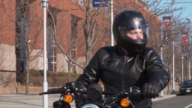 The Best Motorcycle Helmets of 2018 (Video)