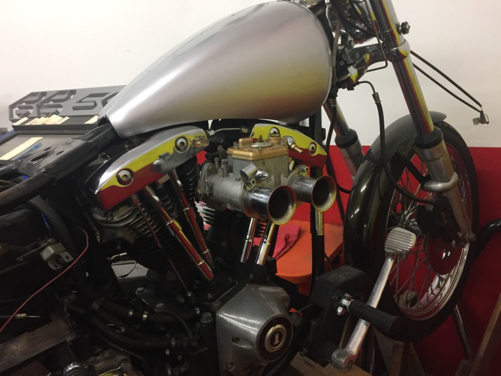 Custom 1982 Harley-Davidson Dyna Wide Glide Bobber