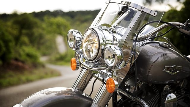 Harley Davidson Touring: How to Replace OEM Fog Light Bulbs