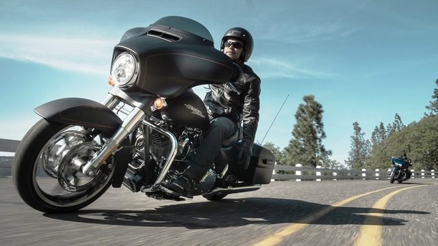 Harley Davidson Touring: How to Replace Wheel Bearings