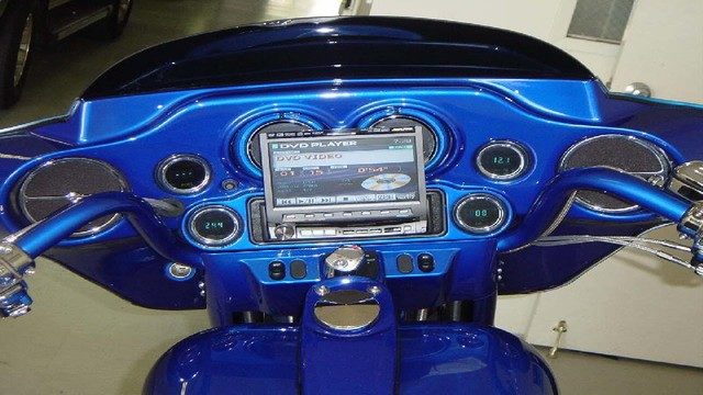 Harley Davidson Touring: Aftermarket Sound System Modifications