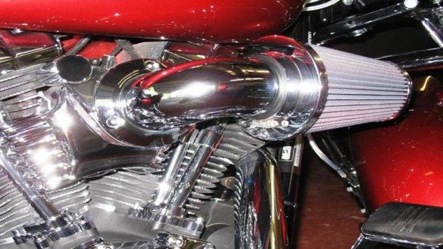 Harley Davidson Touring: How to Install Screamin’ Eagle Heavy Breather Air Filter Kit