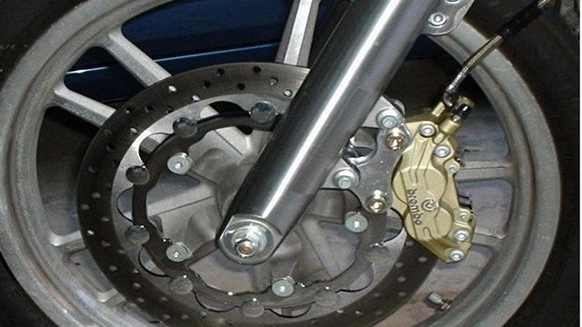 Harley Davidson Dyna Glide: Brake Modifications