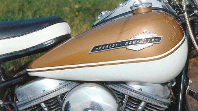 Harley Davidson Touring: How to Remove Gas Tank