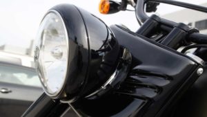 Harley Davidson Softail: How to Replace Headlight Bulbs