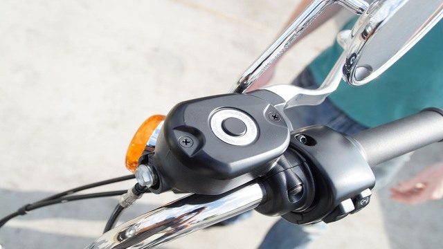 Harley Davidson Sportster: How to Replace Brake Master Cylinder