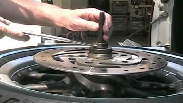 Harley Davidson Softail: How to Replace Wheel Bearings