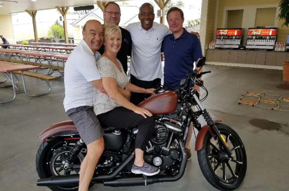 New harleys restaurant employees