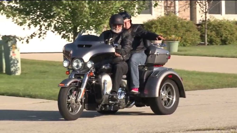 Kenosha HOG Chapter Gives Nursing Home Patient a Ride to Remember