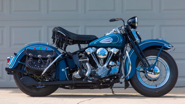 Putting the Finishing Touches on this 1940 EL Model