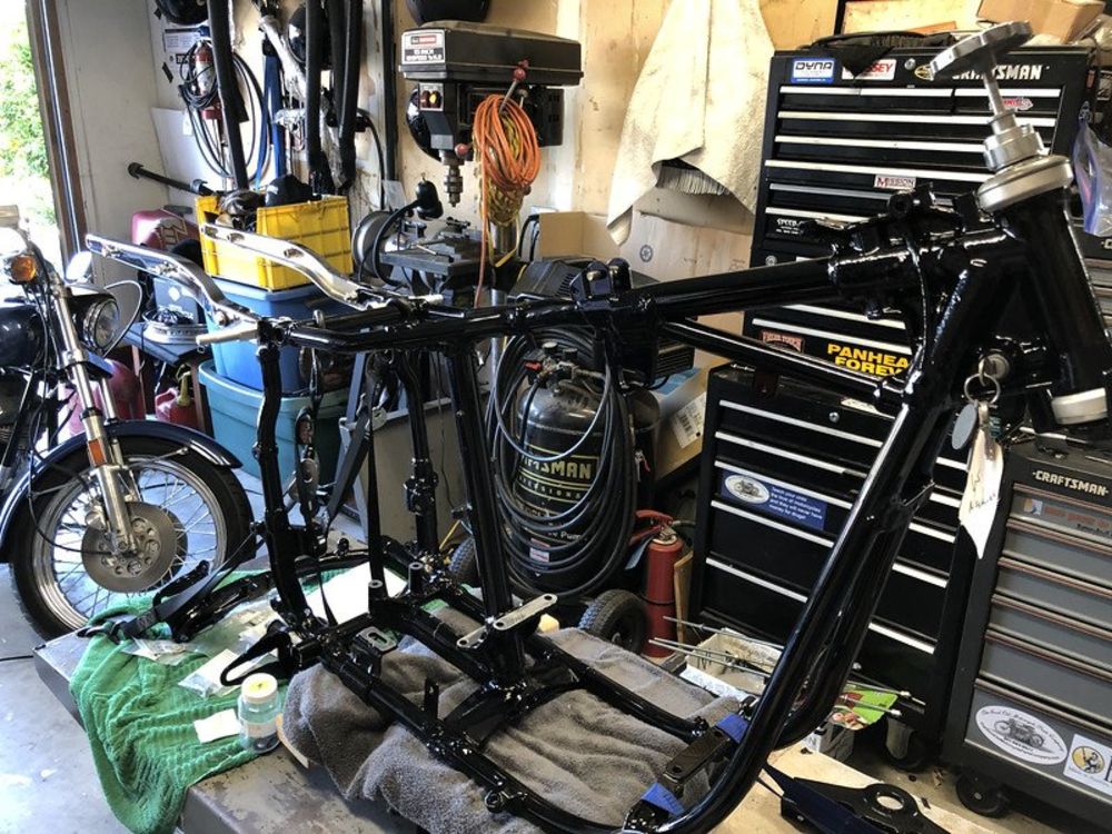 H-D Forums Build Thread: 1965 FLH Restoration