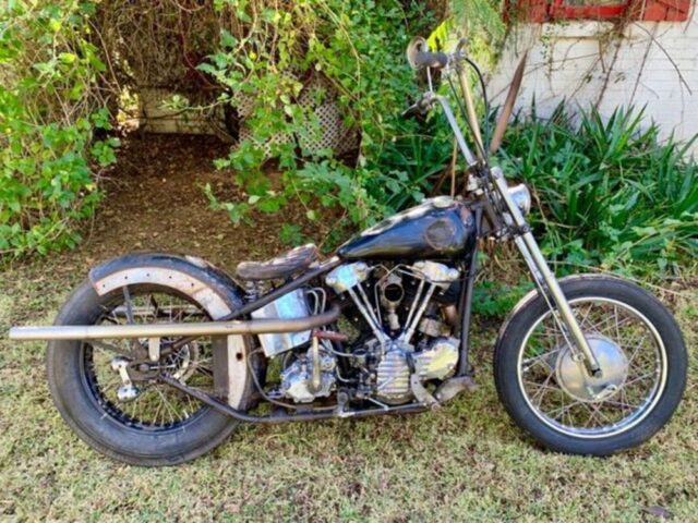 Awesome Vintage Chopper Pops Up in Arizona