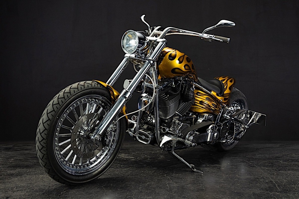 Harley-Davidson Meg Is a Custom Rocker That Looks Exotic Engulfed In Gold & Black Flames