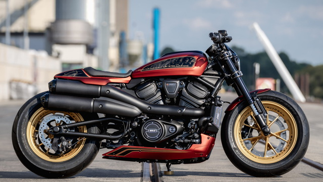 Sharpened Sportster S Gets Muscle Bike Workout