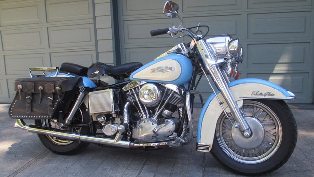 Powder Blue Electra Glide is Meticulously Maintained