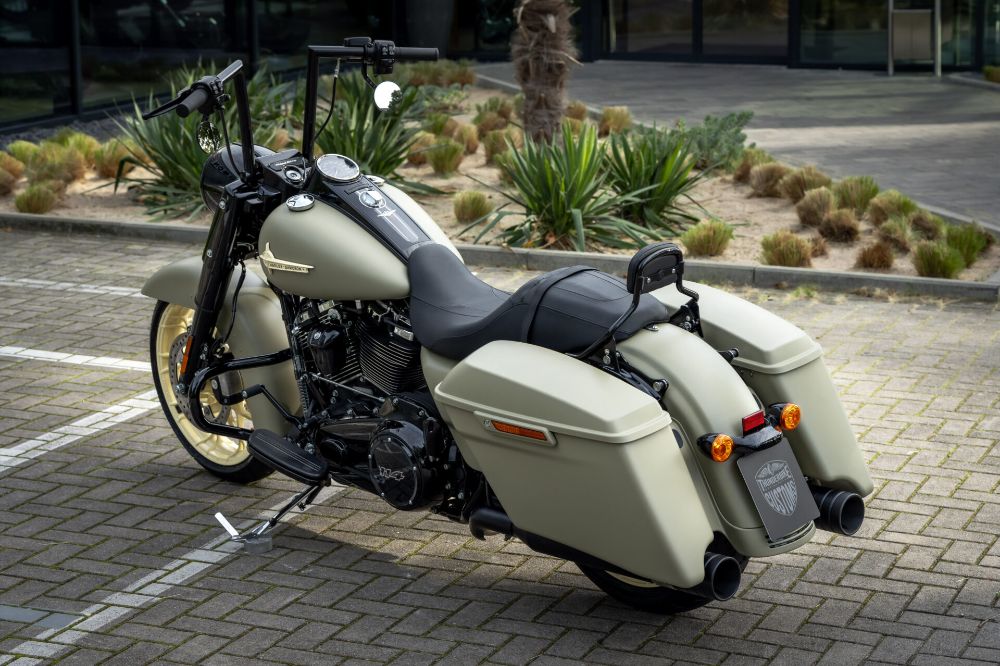 German Customizer Thunderbike Unveils the Road Captain