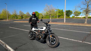 Harley-Davidson Sportster S Might Just Be the Best Cruiser for Sportbike Lovers