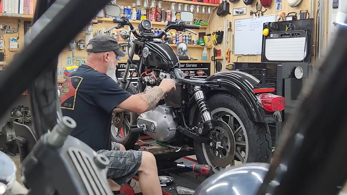 Builder Resurrects a Painfully-Purple, 42-Year-Old Ironhead With $500